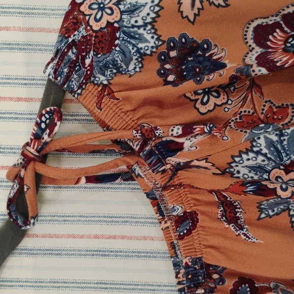 First Love Empire Waist Top Girls - Picture 6 of 9